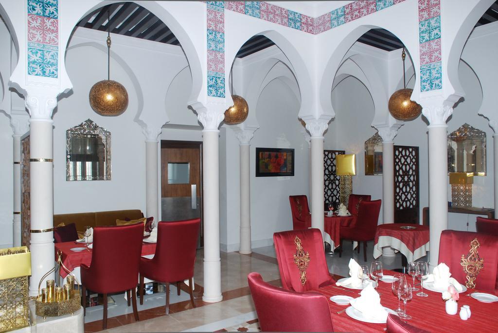 Hotel El Aurassi Alger -Chaine El-Aurassi- ภายนอก รูปภาพ